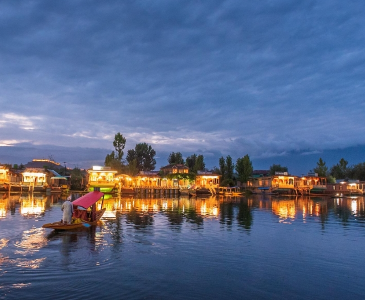 KASHMIR GROUP TOUR PACKAGE