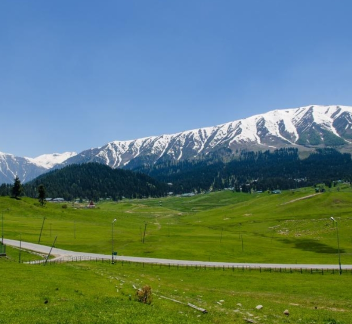KASHMIR GROUP TOUR PACKAGE
